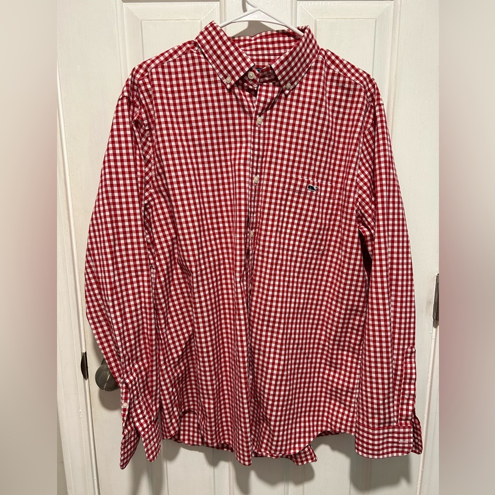 Men Vineyard Vines Button down size large checkered